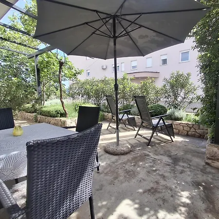 Vitamare 160 M From The Apartment *