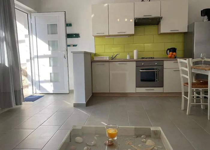 Vitamare 160 M From The Lejlighed Novi Vinodolski